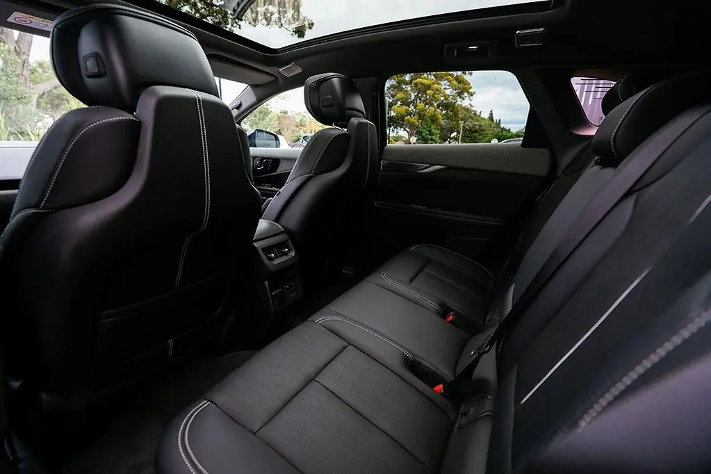CADILLAC OPTIQ thumbnail 12