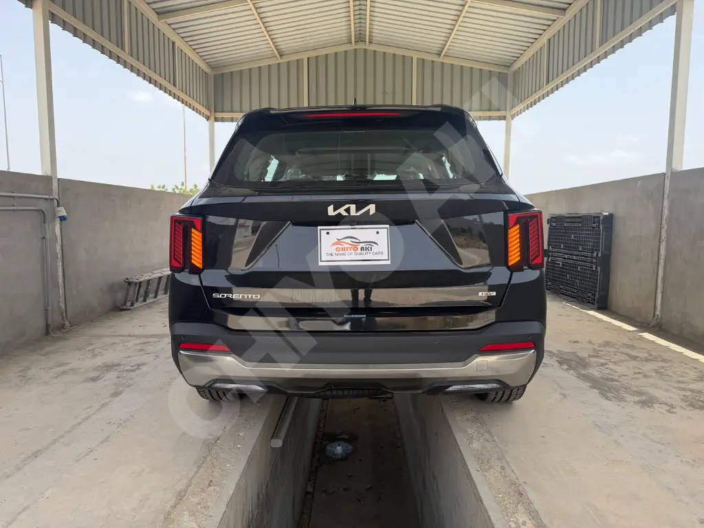 KIA SORENTO thumbnail 4