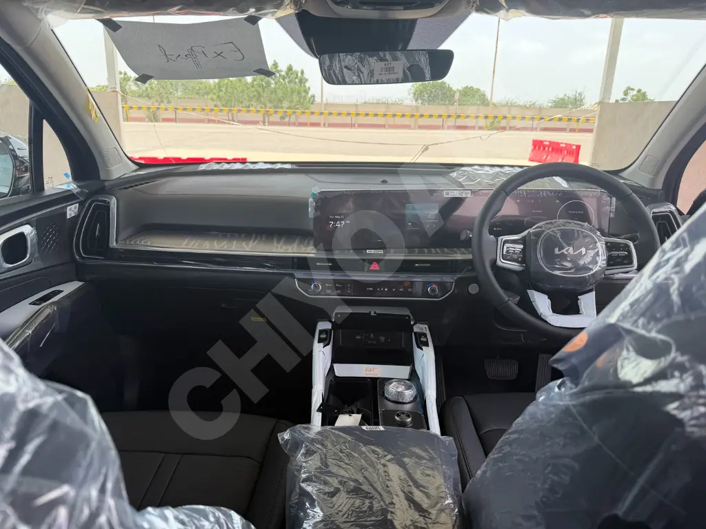 KIA SORENTO thumbnail 8