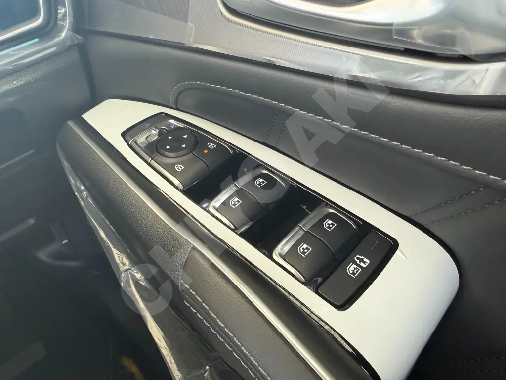 KIA SORENTO thumbnail 11