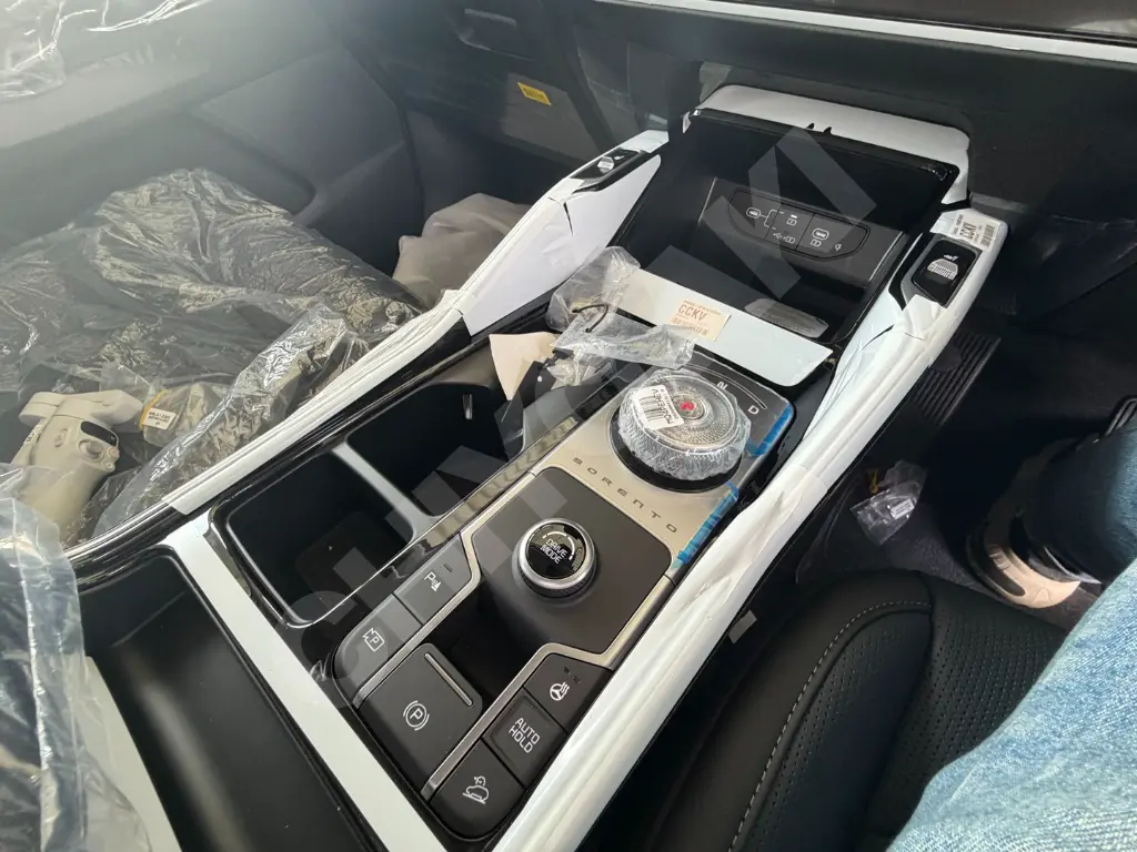 KIA SORENTO thumbnail 11