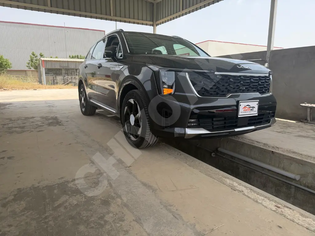 KIA SORENTO thumbnail 2