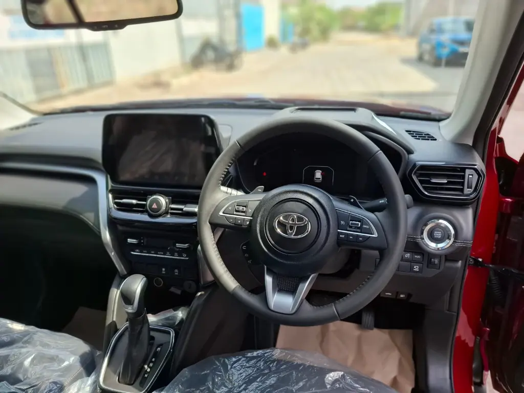 TOYOTA HYRYDER thumbnail 9