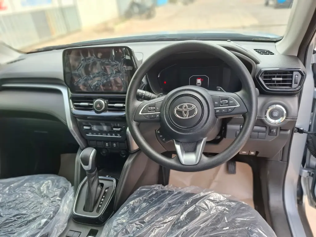 TOYOTA HYRYDER thumbnail 8