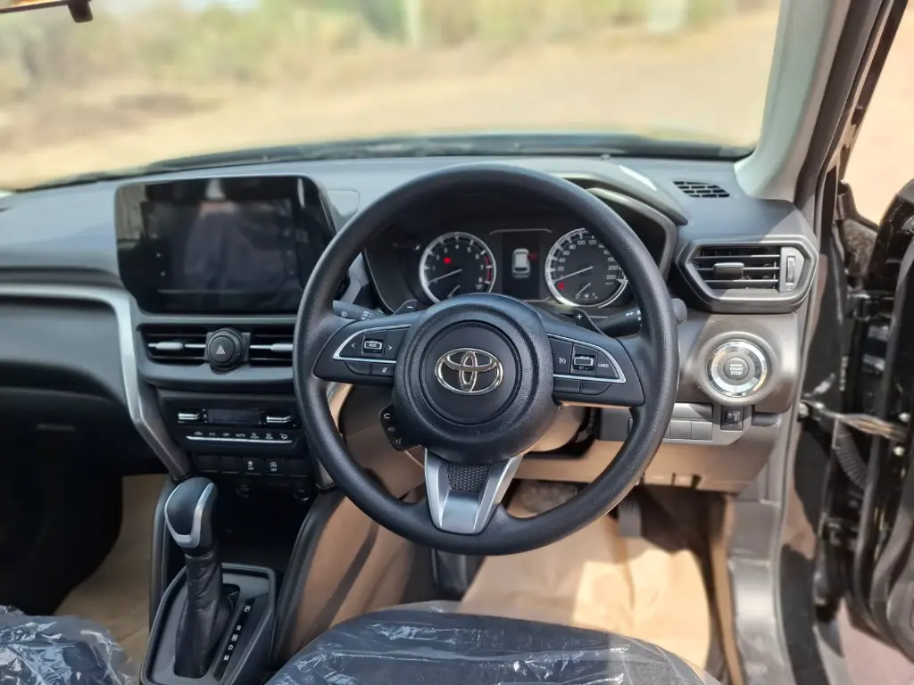 TOYOTA HYRYDER thumbnail 8