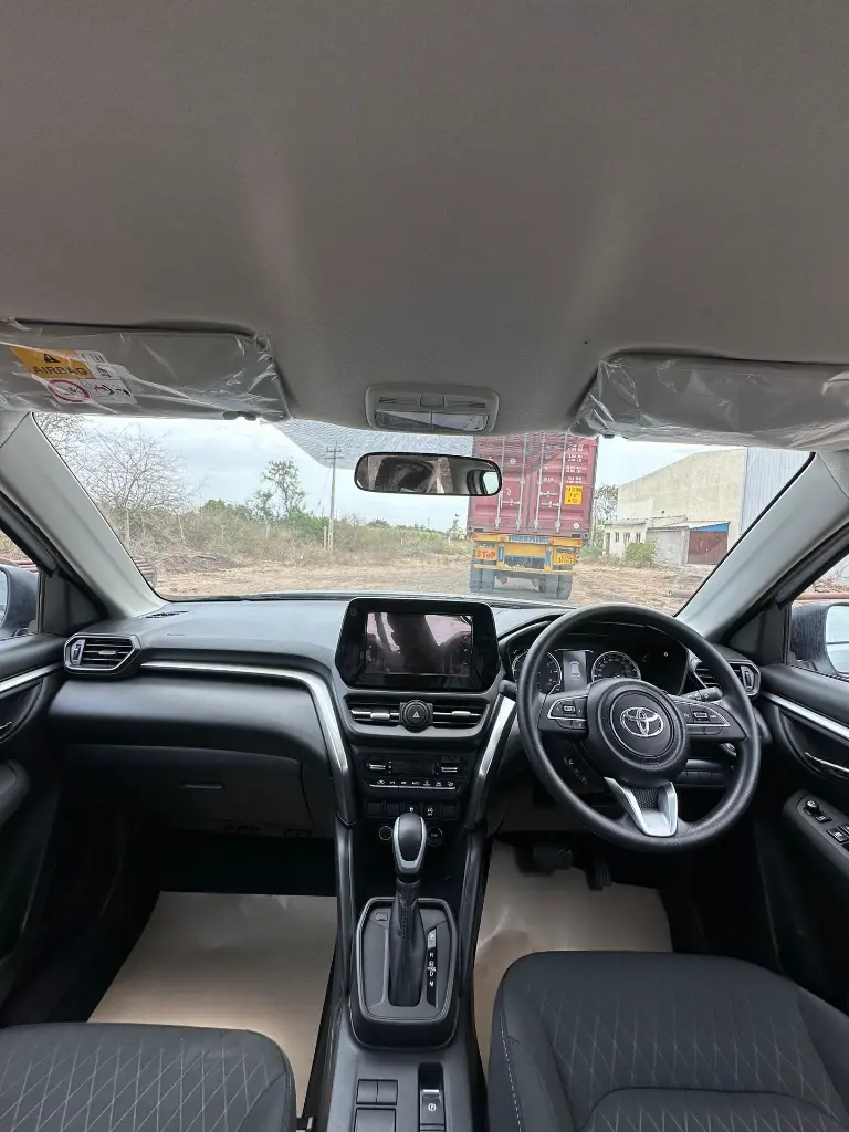 TOYOTA HYRYDER thumbnail 8