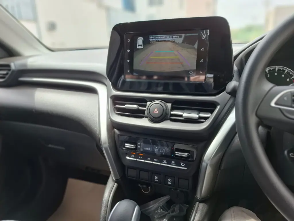TOYOTA HYRYDER thumbnail 9