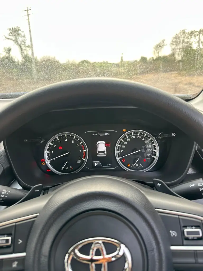 TOYOTA HYRYDER thumbnail 10