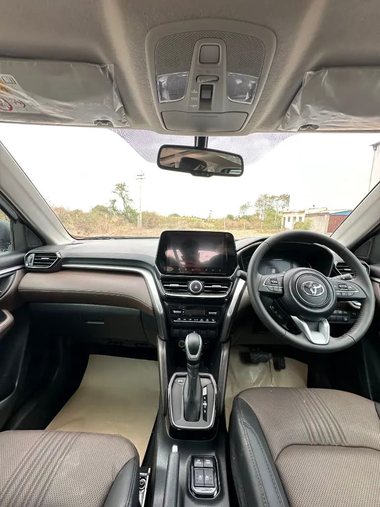 TOYOTA HYRYDER thumbnail 8