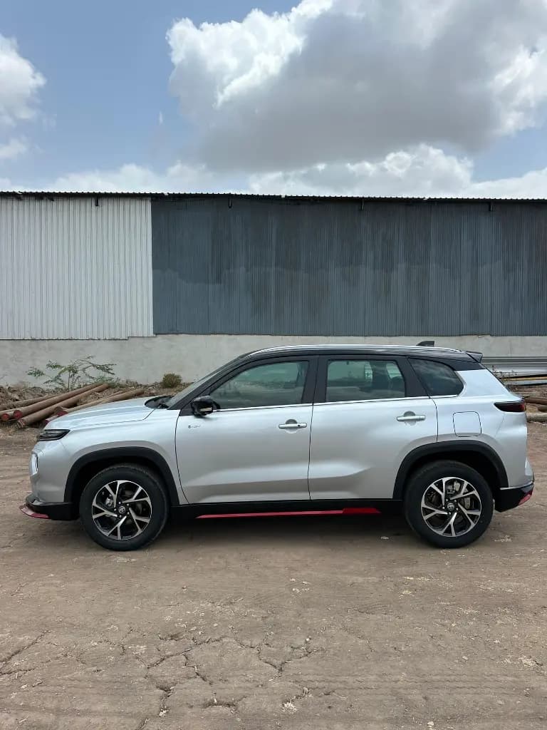 TOYOTA HYRYDER thumbnail 4