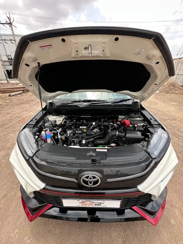 TOYOTA HYRYDER thumbnail 2