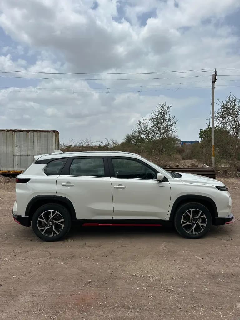 TOYOTA HYRYDER thumbnail 3