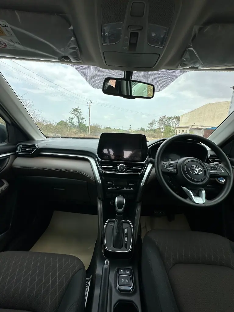TOYOTA HYRYDER thumbnail 10