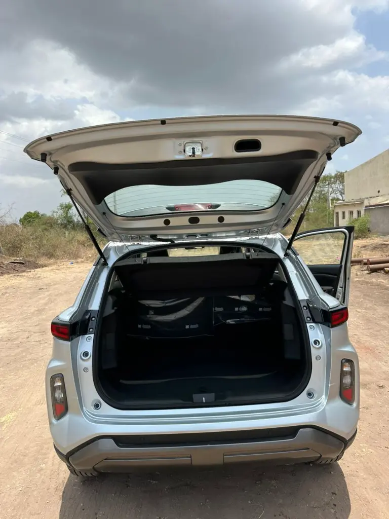 TOYOTA HYRYDER thumbnail 7