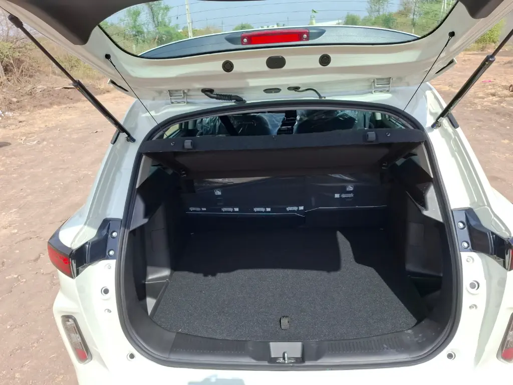 TOYOTA HYRYDER thumbnail 5