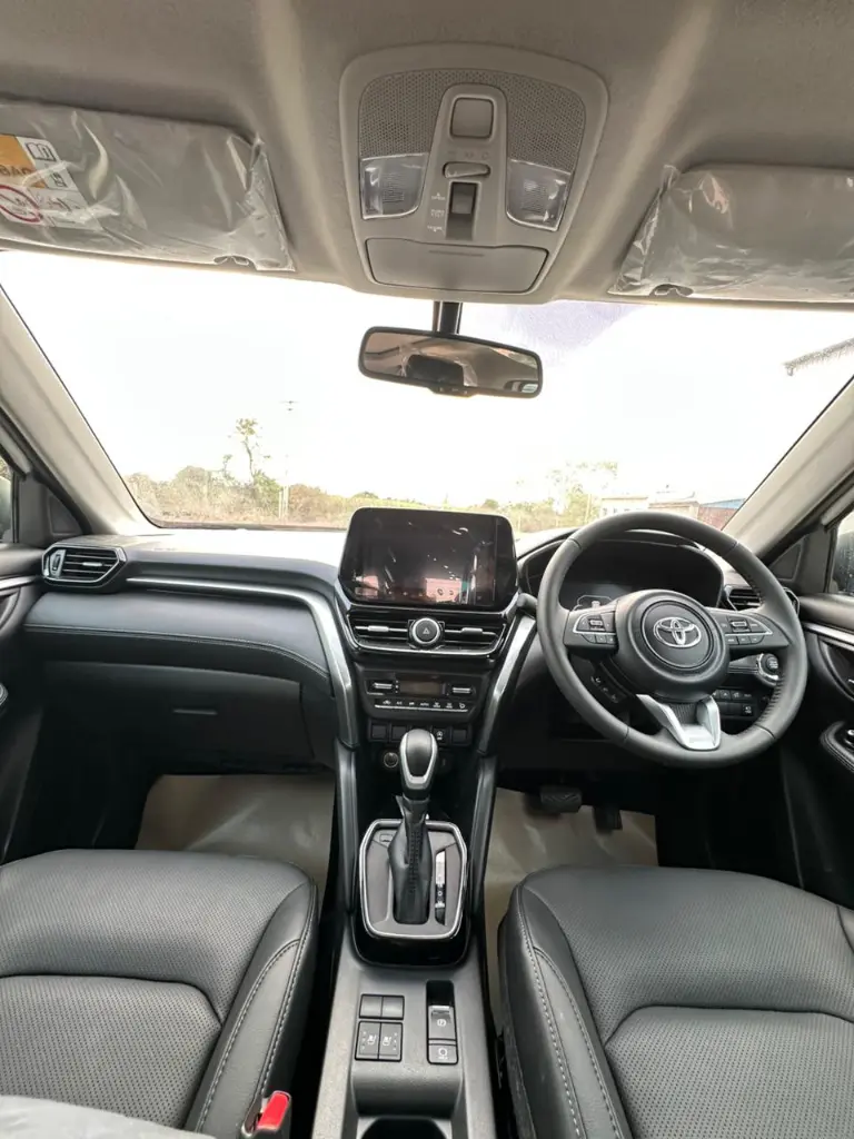TOYOTA HYRYDER thumbnail 9