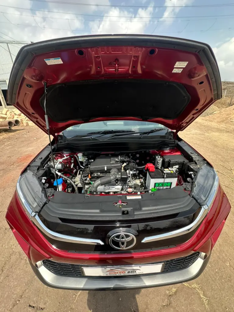 TOYOTA HYRYDER thumbnail 2