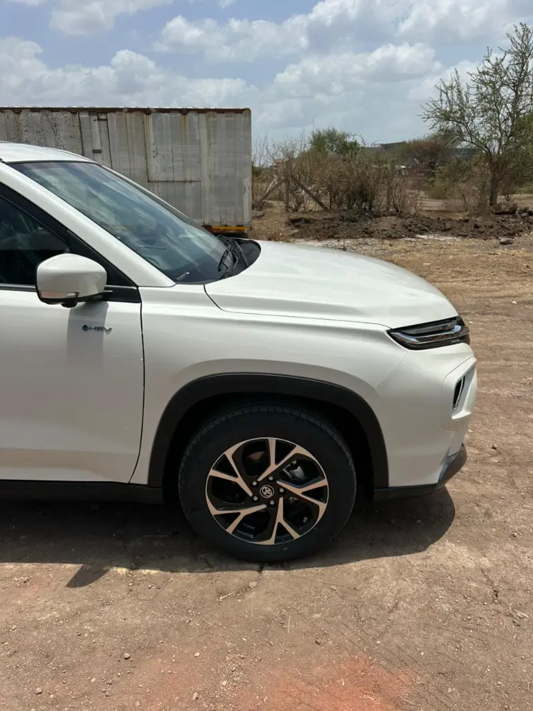 TOYOTA HYRYDER thumbnail 3