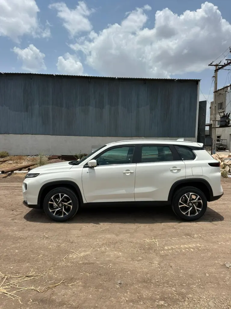 TOYOTA HYRYDER thumbnail 5