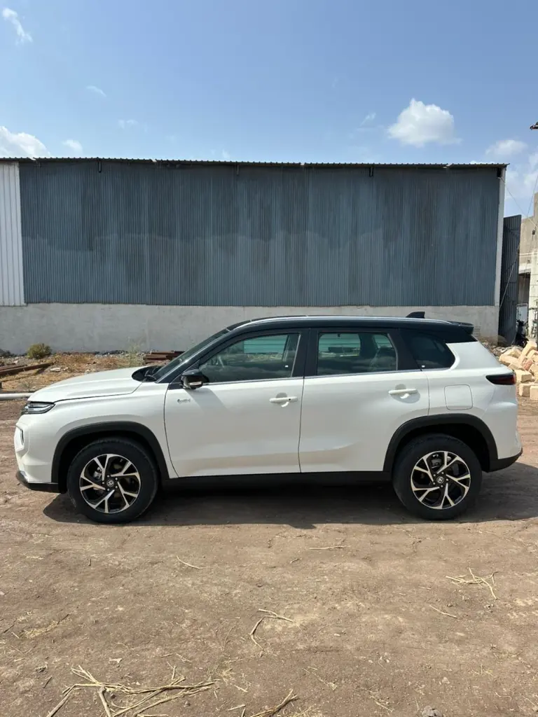 TOYOTA HYRYDER thumbnail 5