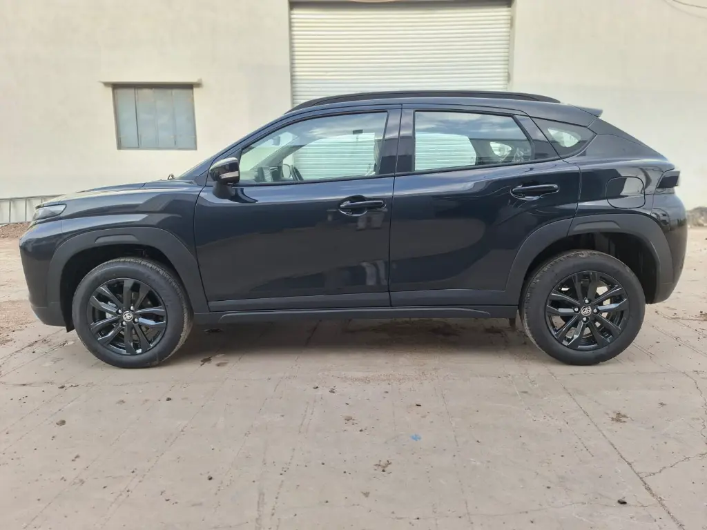 TOYOTA TAISOR thumbnail 3
