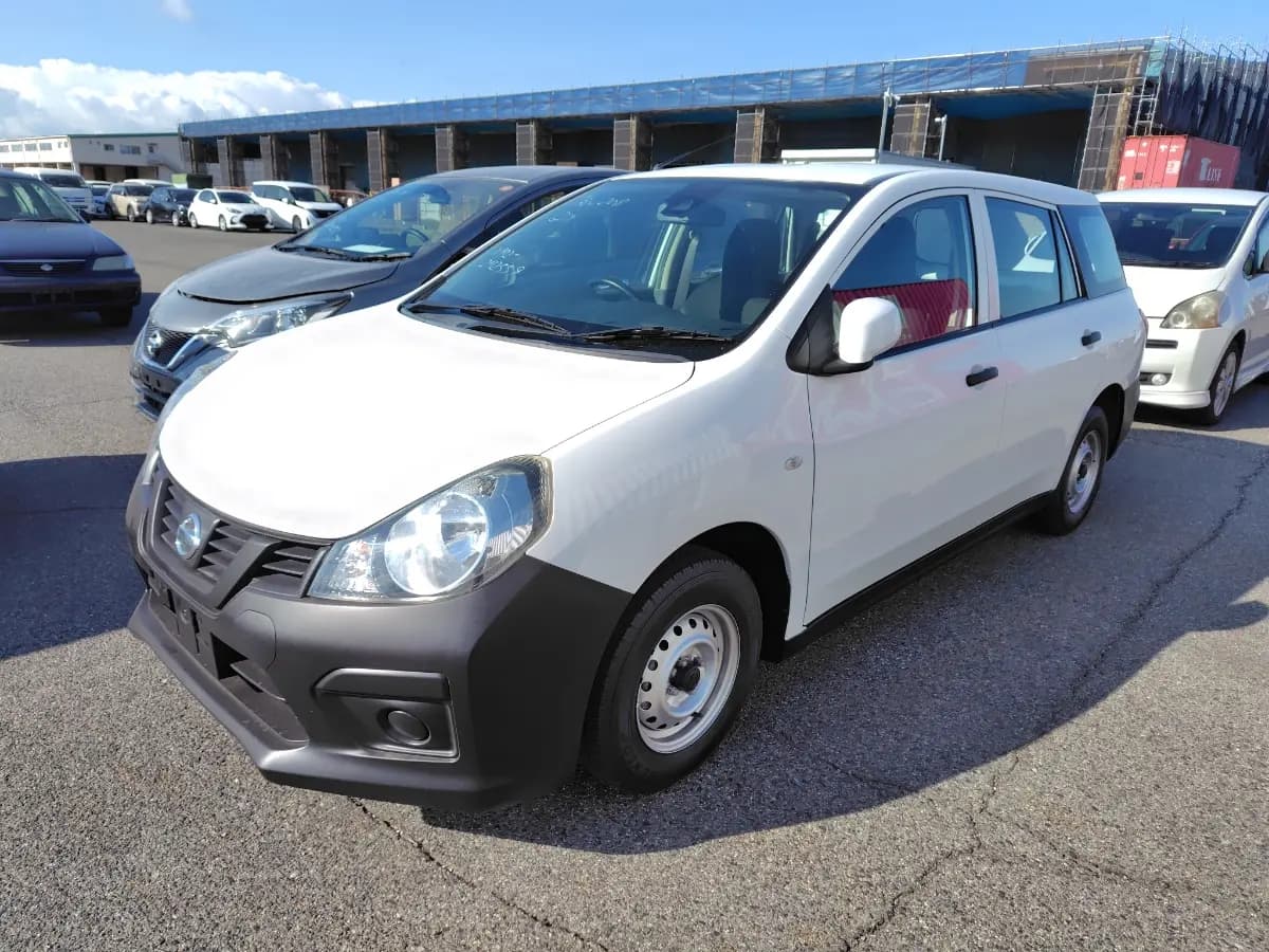 NISSAN AD VAN view 1