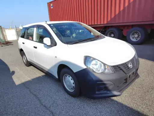 NISSAN AD VAN