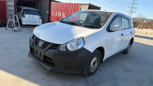NISSAN AD VAN