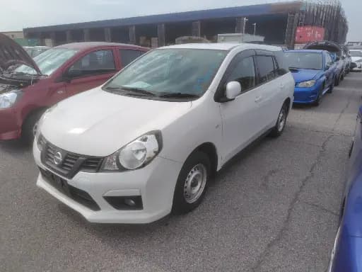 NISSAN AD VAN