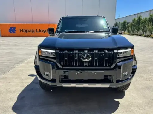 TOYOTA LAND CRUISER PRADO KAKADU