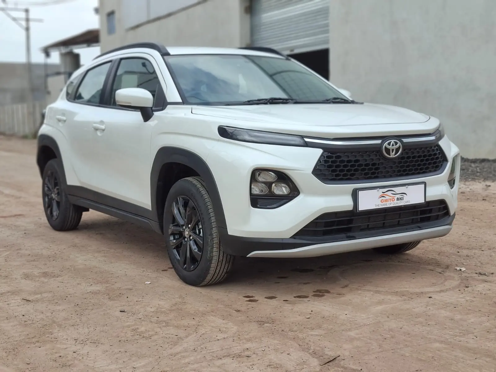 TOYOTA TAISOR view 1