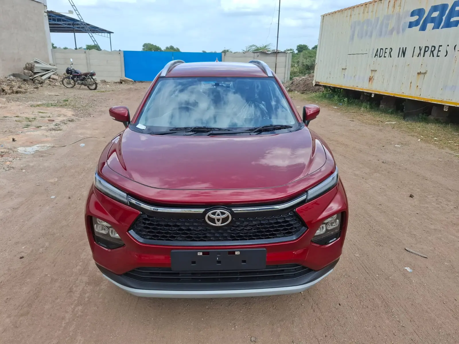 TOYOTA TAISOR view 1