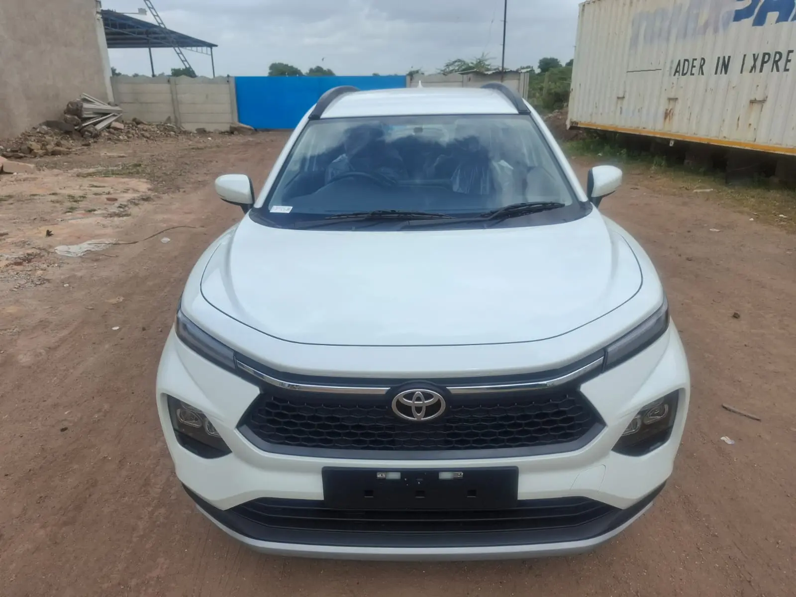 TOYOTA TAISOR view 1