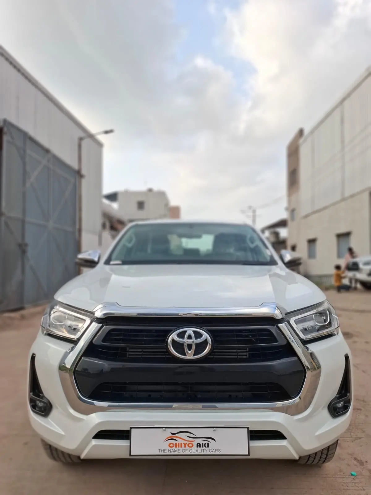 TOYOTA HILUX view 1