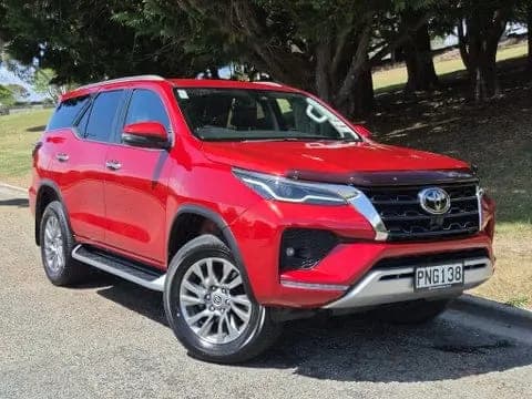 TOYOTA FORTUNER view 1