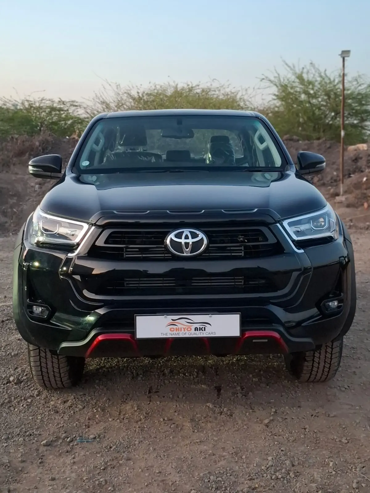 TOYOTA HILUX view 1