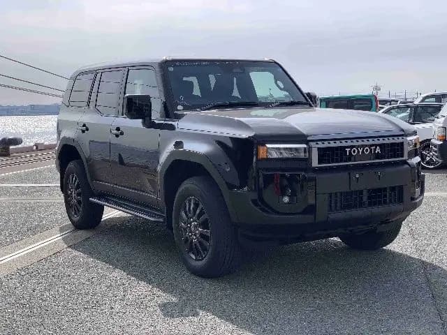 TOYOTA LAND CRUISER PRADO view 1
