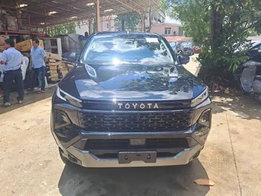 TOYOTA HILUX TRAVO