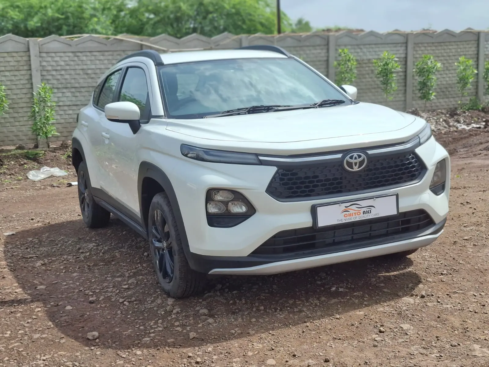TOYOTA TAISOR view 1
