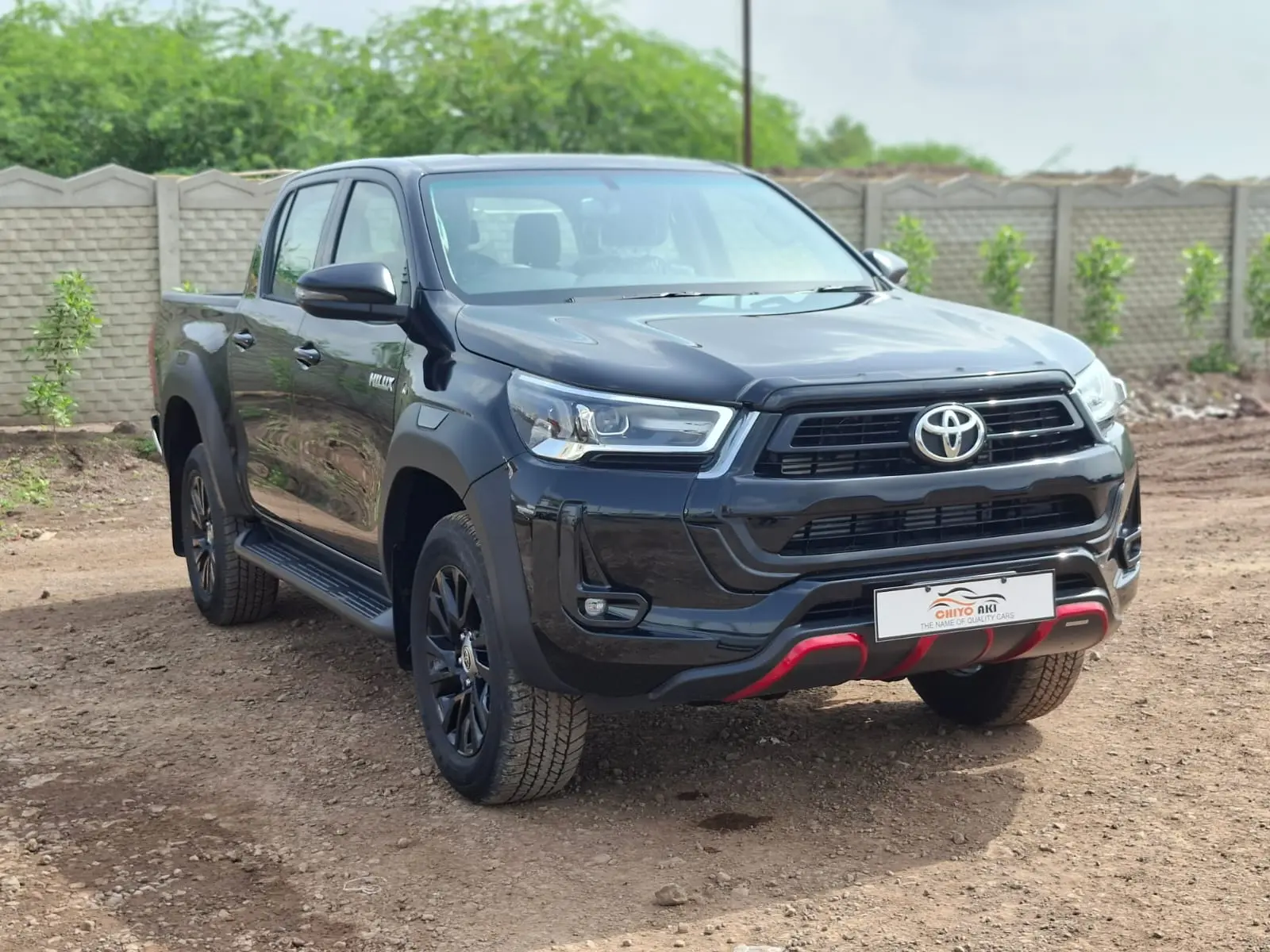 TOYOTA HILUX view 1