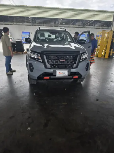 NISSAN NAVARA