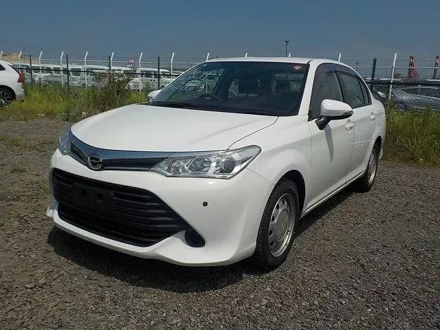 TOYOTA COROLLA AXIO view 1