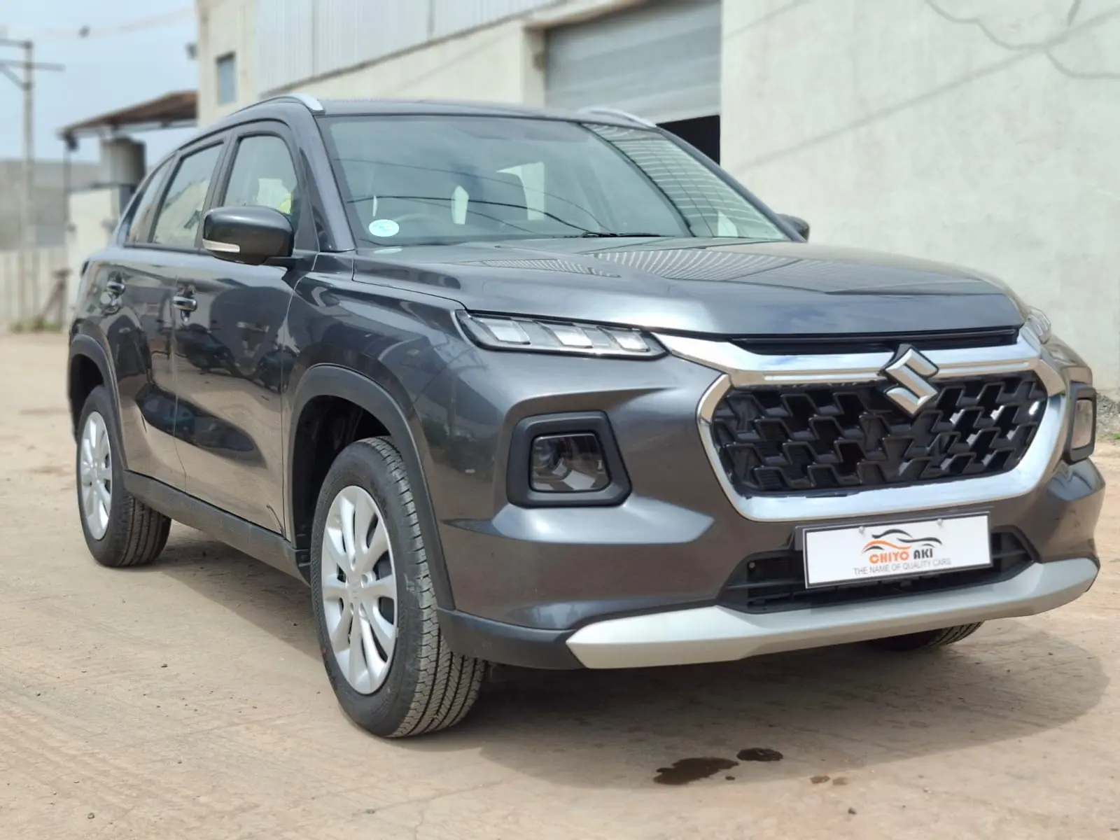 SUZUKI GRAND VITARA view 1