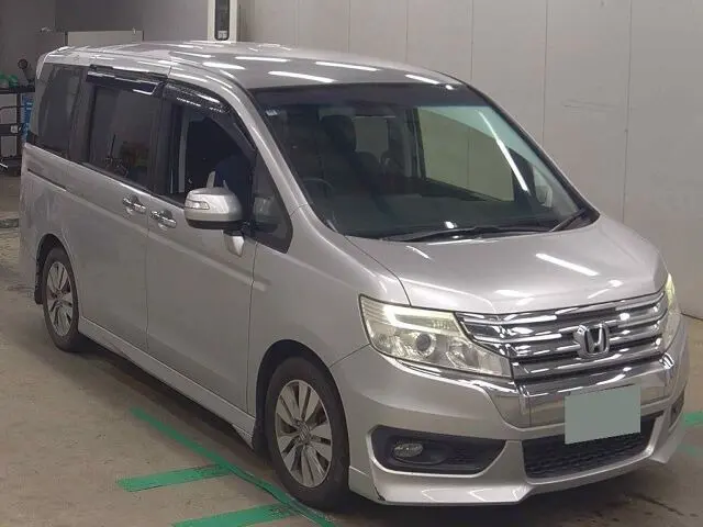 HONDA STEP WGN view 1