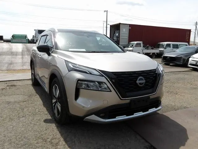NISSAN X-TRAIL view 1