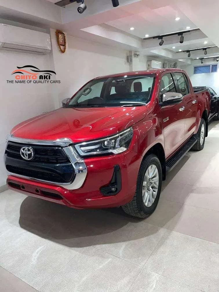 TOYOTA HILUX view 1