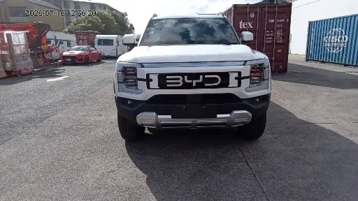 BYD SHARK 6